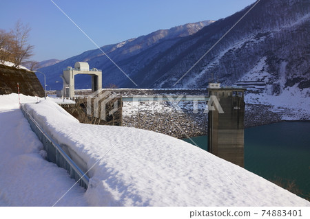 Miboro Dam in winter snow scene Miboro Dam in winter snow scene 74883401