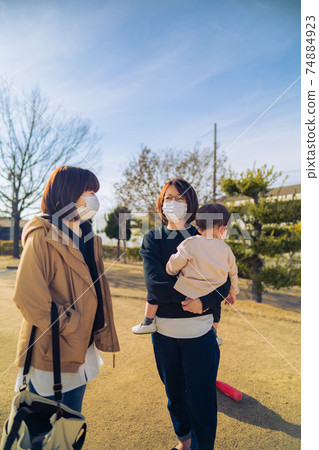 媽媽的朋友媽媽 74884923