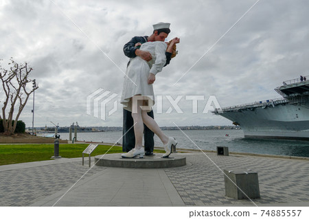 Kissing sailor statue, Port of San Diego. California, USA Kissing sailor statue, Port of San Diego. California, USA 74885557