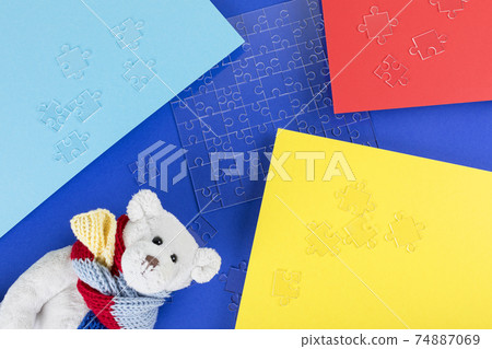 Transparent puzzle details with teddy bear. Transparent puzzle details with teddy bear. 74887069