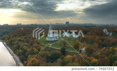 Aerial view of the Church of the Ascension in Kolomenskoye and the Moskva River in autumn. Moscow, Russia Aerial view of the Church of the Ascension in Kolomenskoye and the Moskva River in autumn. Moscow, Russia 74887832