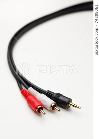 RCA mini jack audio cable, white background 74889063
