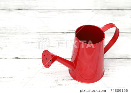 Watering can Watering can 74889166
