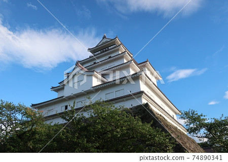 Wakamatsu Castle Wakamatsu Castle 74890341