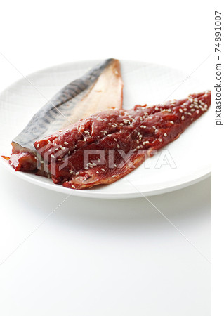 Mackerel dried mackerel 19 74891007