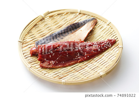 Mackerel dried mackerel 4 74891022