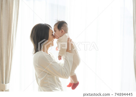 Baby and Mom 74894445