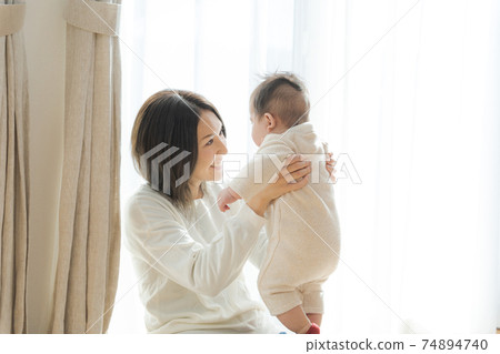 Baby and Mom 74894740