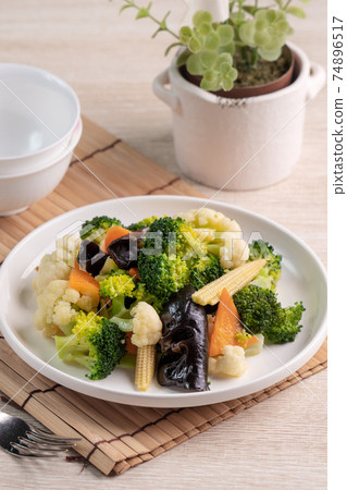 Cauliflower Broccoli Blanching Vegetables Vegetables Vegetarian Vegetable dish 花キャベツ ブロッコリー 74896517