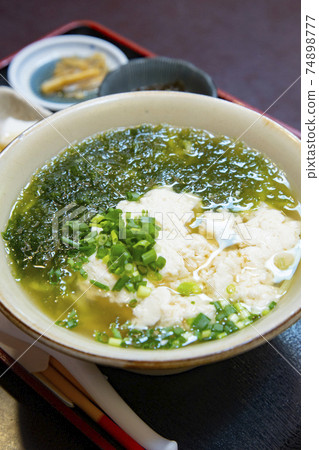 Yushi tofu sea lettuce soba Yushi tofu sea lettuce soba 74898777