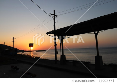 Picture-perfect station Shimonada station 74902771