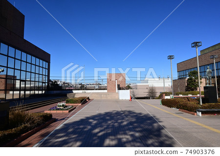 Miyamae-ku General Government Building 74903376