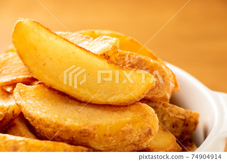 French fries (with skin, natural cut). French fries (with skin, natural cut). 74904914