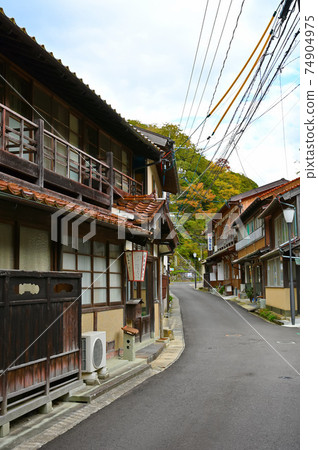 島根縣織田市溫泉小鎮的湯之宿溫泉 島根縣織田市溫泉小鎮的湯之宿溫泉 74904975