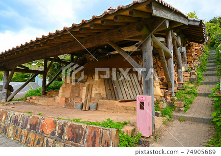 Yunotsuyaki Pottery Village Climbing Kiln Ota City Yunotsuyaki Pottery Village Climbing Kiln Ota City 74905689