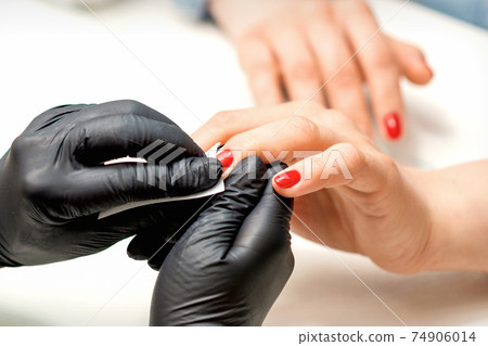 Manicurist leaks female red nails Manicurist leaks female red nails 74906014