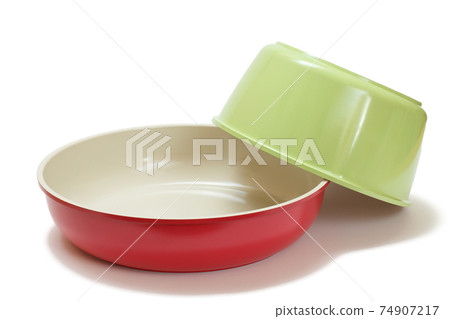 Ceramic cooking kitchen pans isolated on white Ceramic cooking kitchen pans isolated on white 74907217