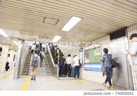 [Osaka] Station scenery in Osaka 74908881