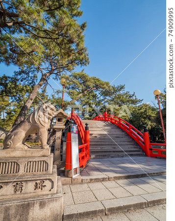 Sumiyoshi Taisha Osaka 74909995