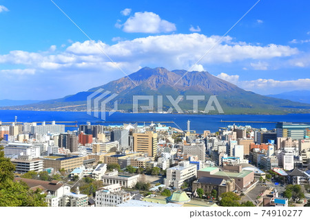 [鹿兒島縣]從城山公園展望台眺望的櫻島 74910277