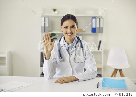 Telemedicine and online medicare concept 74913212