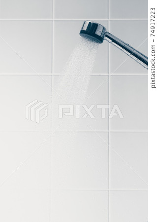 shower with flowing water 74917223