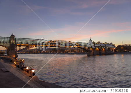 View of the Pushkinsky (Andreevsky) Bridge and Moskva River (at night). Moscow, Russia View of the Pushkinsky (Andreevsky) Bridge and Moskva River (at night). Moscow, Russia 74919238