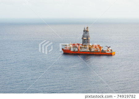 offshore oil and gas drillship 74919782