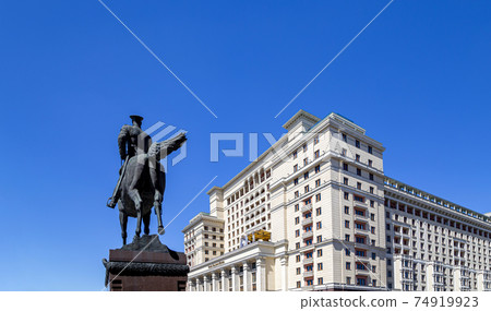 View of the eastern facade of the old Hotel Moskva from Manege Square. Moscow, Russia 74919923