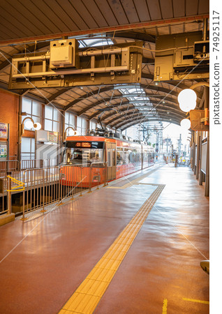 東急世田谷線三軒茶屋站 74925117