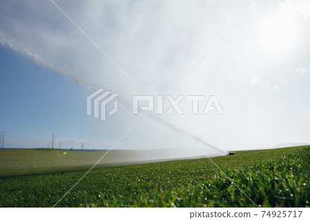 golf course automatic lawn sprinkler 74925717