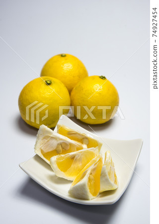 Hyuganatsu Konatsu orange material 74927454