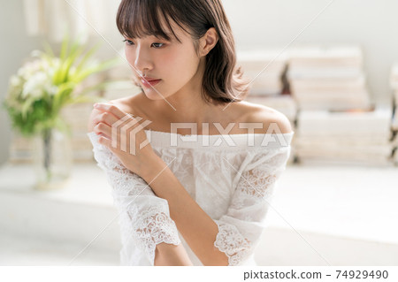 Late teens girls beauty 74929490