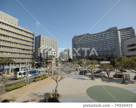 Prefectural Office Intersection (February 2021 Naha City, Okinawa Prefecture) 74930455