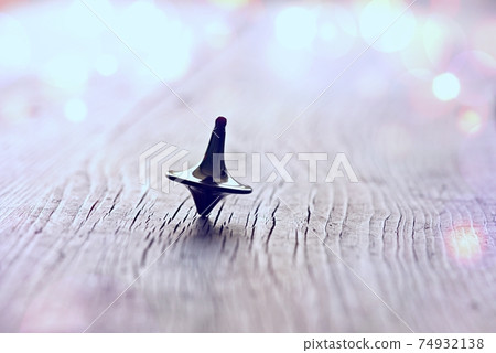 The top from the movie Inception 74932138