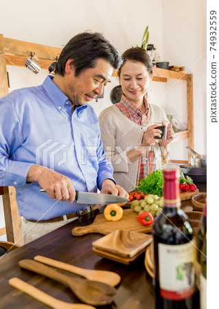 嵌套,上班時間,年長夫婦做飯 嵌套,上班時間,年長夫婦做飯 74932559