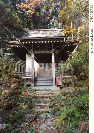 Chusonji Tsukimizaka Hachimando 74936732