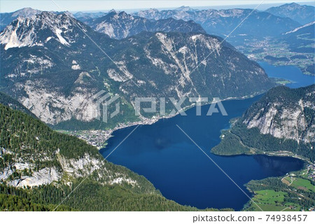 Hallstatt seen from the Five Fingers Observatory on the summit of Krippenstein 74938457
