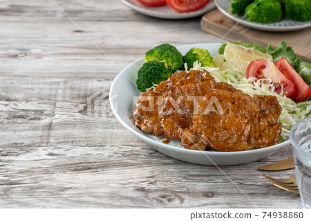 Pork Chop Fried Pork Chop Salad Dinner Plate Juicy pork chops トンテキ とんかつ トンカツ Pork Chop Fried Pork Chop Salad Dinner Plate Juicy pork chops トンテキ とんかつ トンカツ 74938860