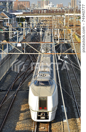 鐵路JR東：戶田宮火車站651系列 74940777