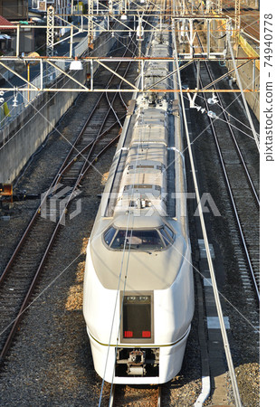 鐵路JR東：戶田宮火車站651系列 74940778