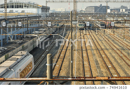 鐵路JR東:戶田宮火車站651/185系列 鐵路JR東:戶田宮火車站651/185系列 74941610