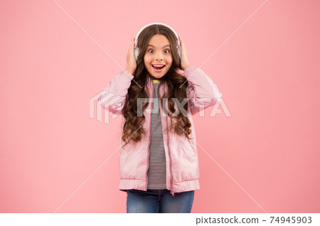 it sounds great. Sound vibrations. Music and technology. 74945903