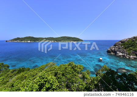 Beautiful nature of the islands in the Andaman Sea at Similan Island, Mu Ko Similan National Park, Phang Nga, Thailand 74946116