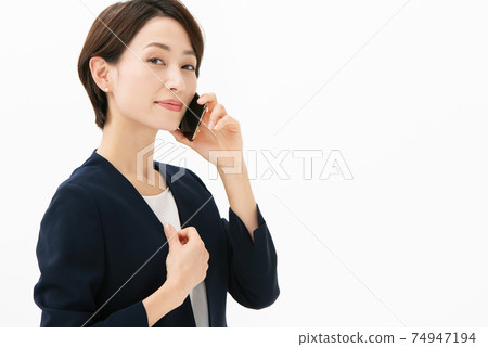 女商人智能手機圖像 74947194
