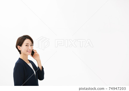 女商人智能手機圖像 74947203