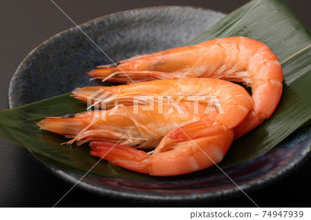 Ingredients for hot pot shrimp 74947939