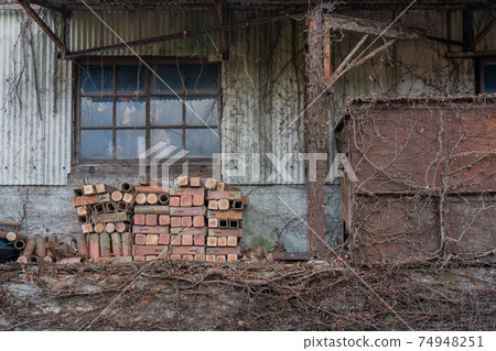 攝於滋賀縣古香市的陶器小鎮滋賀木町 74948251