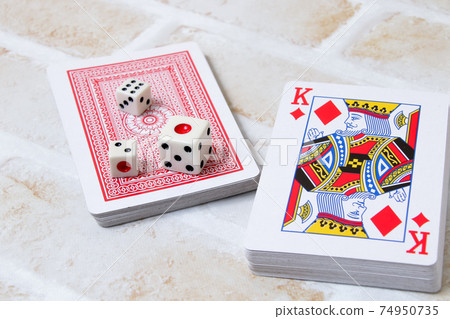 Playing cards, dice, squares, squares, cards, games, entertainment, numbers, gambling, gambling, casinos 74950735