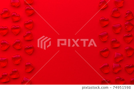 red background with hearts pattern and copy space 74951598